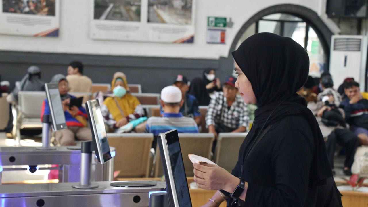 Penumpang Perempuan Kini Bisa Pilih Teman Sebelah dengan Fitur Baru di KAI Access