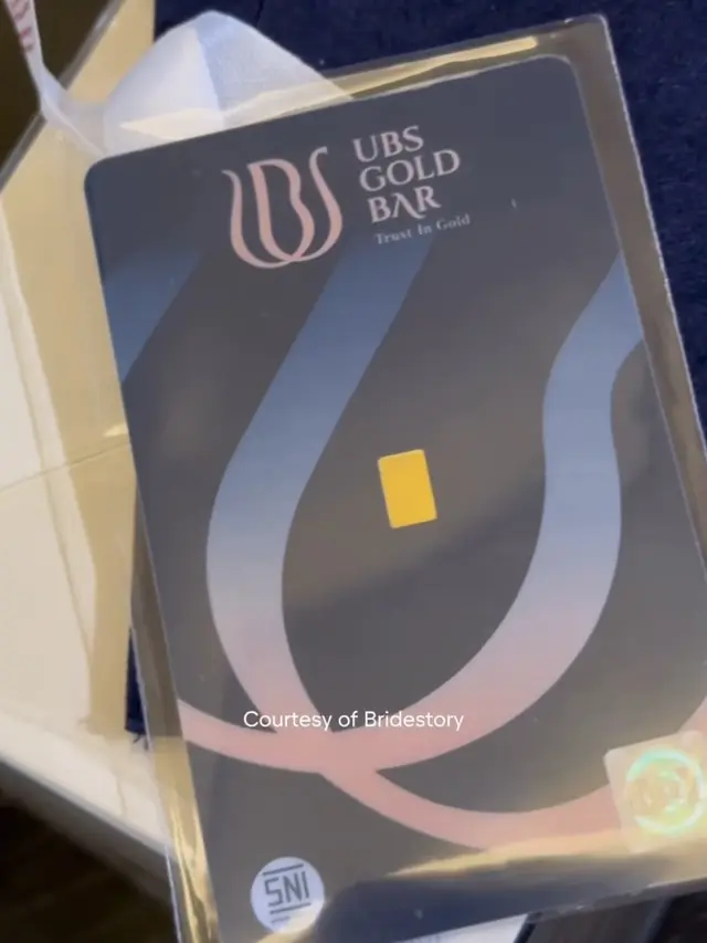 Logam Mulia Souvenir Resepsi Pernikahan Amanda Manopo dan Kenny Austin. [dok. The Bridestory]