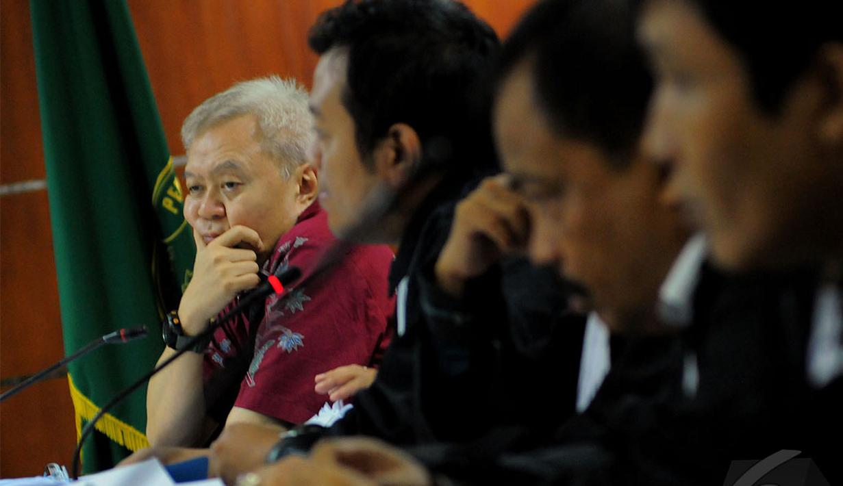 Anggoro Widjojo tersangkut kasus dugaan suap proyek revitalisasi Sistem Komunikasi Radio Terpadu (SKRT) di Departemen Kehutanan pada 2006 sampai 2008, Pengadilan Tipikor, Rabu (21/05/2014) (Liputan6.com/Faisal R Syam).
