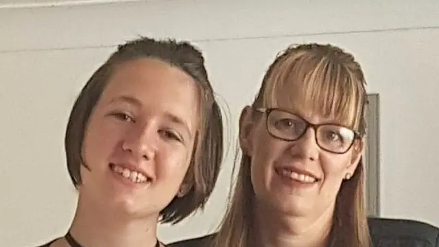 Tracy Shenton dan Emily /dok. Storke Sentinel