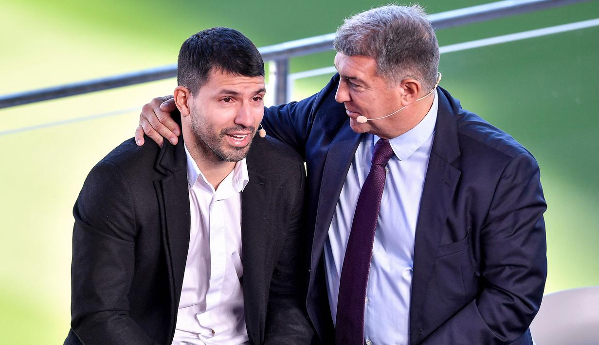 Pada kesempatan tersebut, Aguero juga mengucapkan terima kasih untuk klub yang pernah ia bela, seperti Independiente, Atletico Madrid, Manchester City, dan Barcelona. (AFP/Pau Barrena)