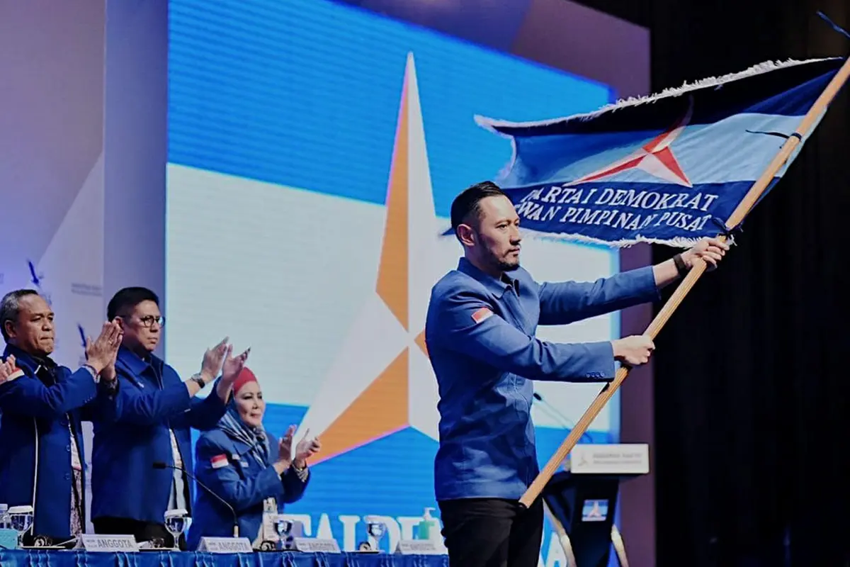 Momen AHY Kibarkan Panji Demokrat