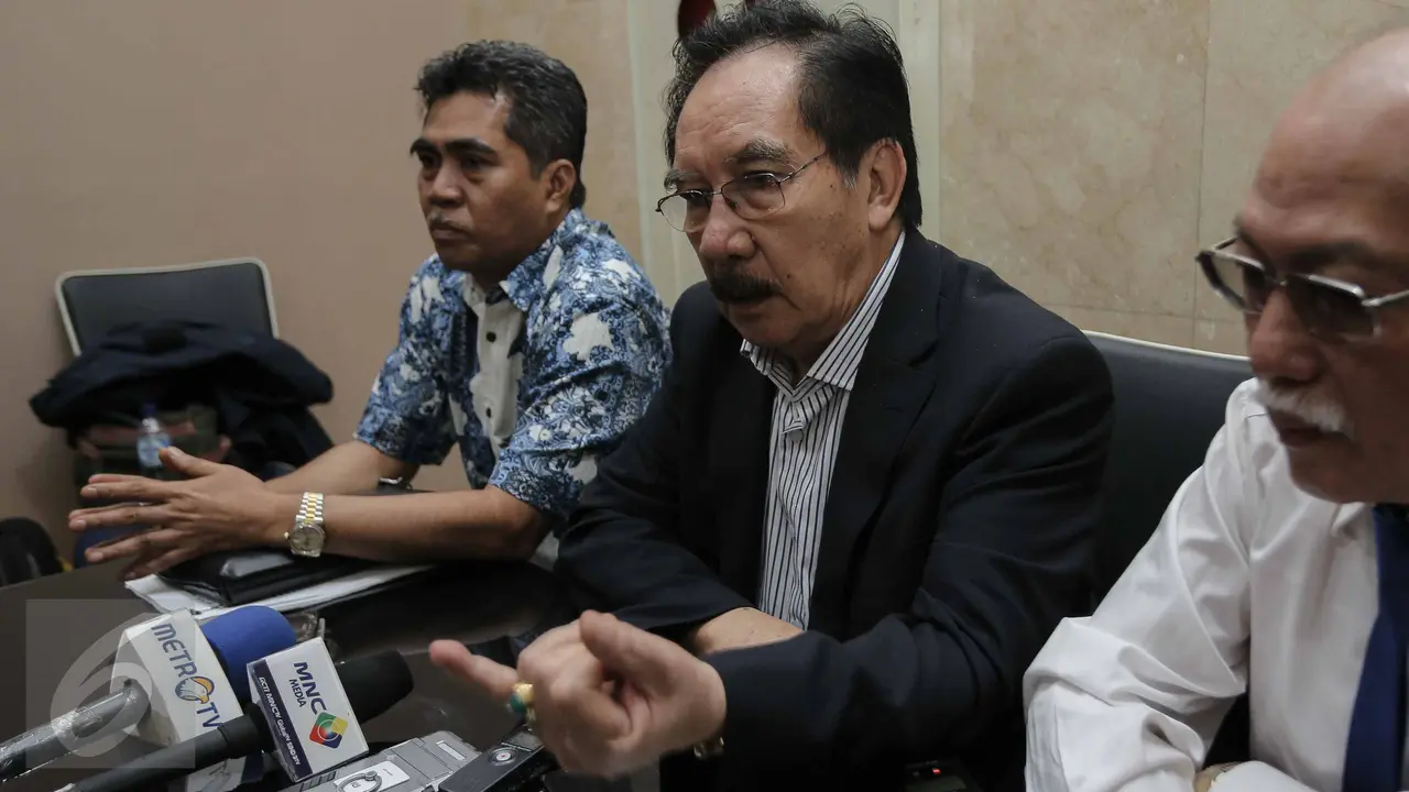 20170214-Antasari Azhar Bareng Adik Nasrudin Menghadap ke Bareskrim-Jakarta