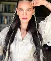 Luna Maya memberikan penampilan ekstra di pesta perayaan ulang tahunnya yang bertema Lunachella. [Instagram/lunamaya]