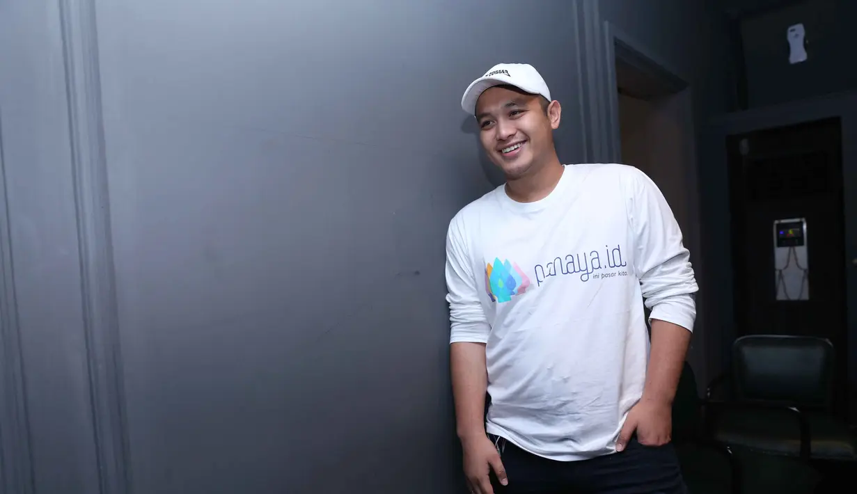 Sebelum terlibat dalam pembuatan film yang mengambil lokasi syuting di Kota Bukittinggi, Sumatera Barat itu, Gilang Dirga harus menaikkan bobotnya hingga 10 kilogram. Sekitar sebulan waktu menaikkan bobotnya sebelum syuting. (Nurwahyunan/Bintang.com)