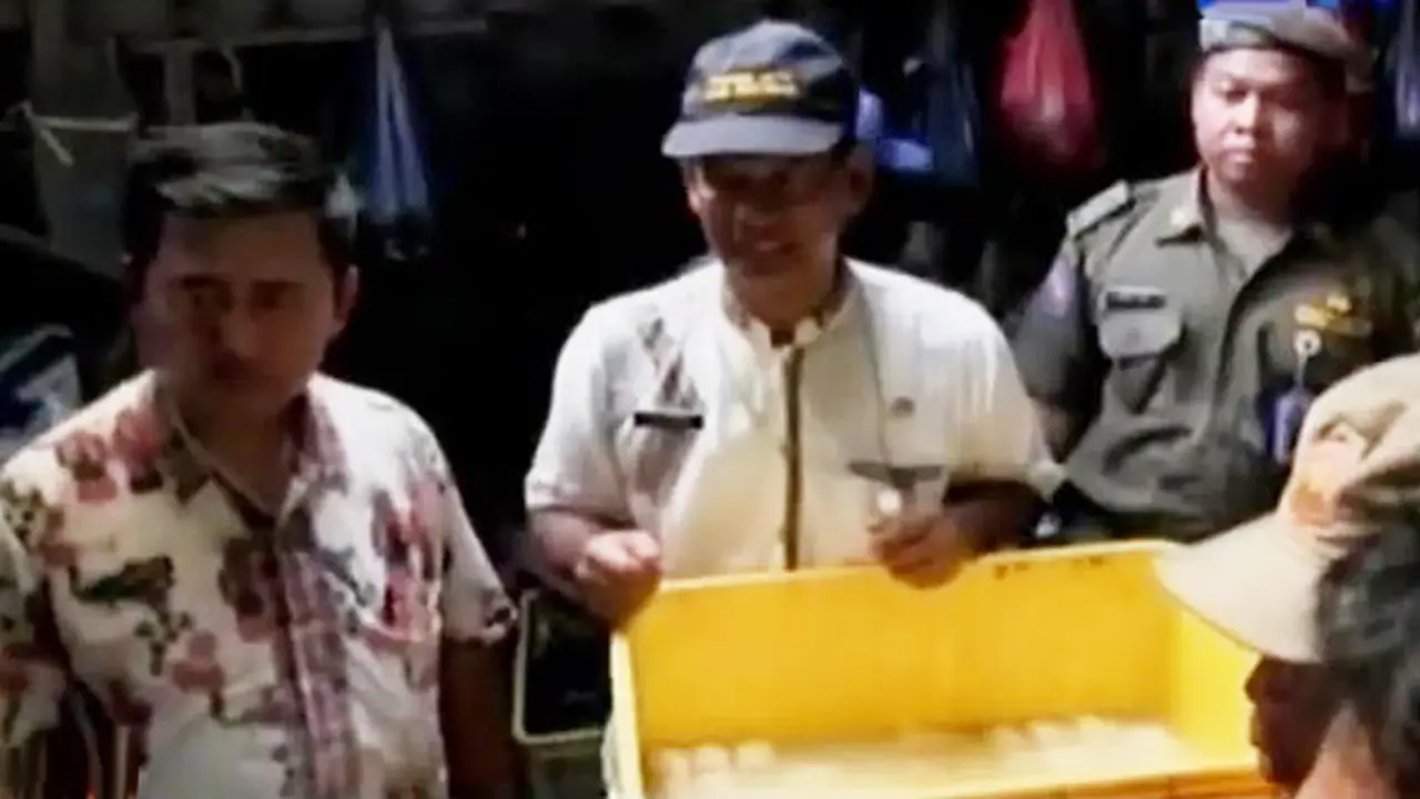 VIDEO: Makanan Berformalin Ditemukan di Pasar Tradisional Jakarta