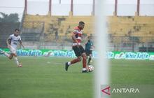 Madura United Taklukkan Persik Kediri 2-1, Keluar dari Zona Degradasi BRI Super League