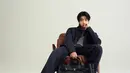 Kolaborasi ini dinilai sangat selaras dengan identitas Tod’s yang berakar pada craftsmanship Italia, kualitas premium, dan gaya yang tak lekang oleh waktu. Melalui kehadiran HAN, Tod’s menghadirkan sentuhan modern yang segar tanpa meninggalkan warisan elegan yang telah menjadi ciri khas rumah mode tersebut selama bertahun-tahun. [Dok/Tod’s].