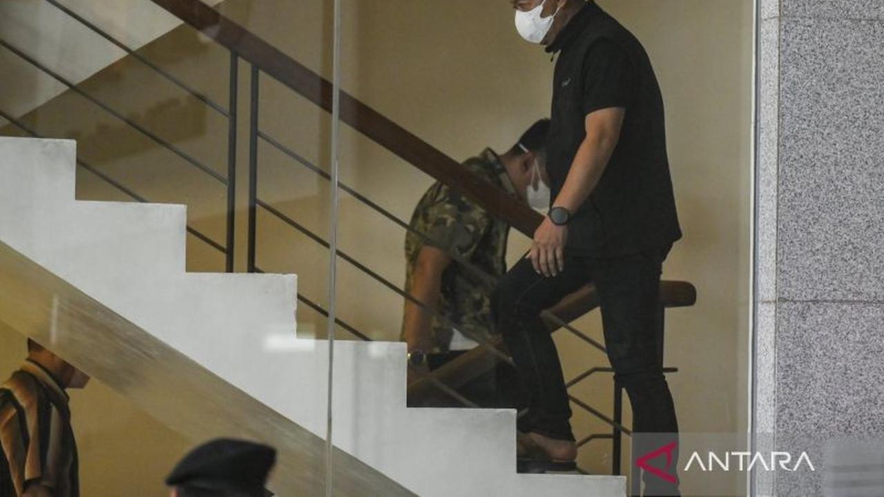 KPK Ungkap Identitas 7 Orang yang Dibawa ke Jakarta dari OTT KPK Ponorogo