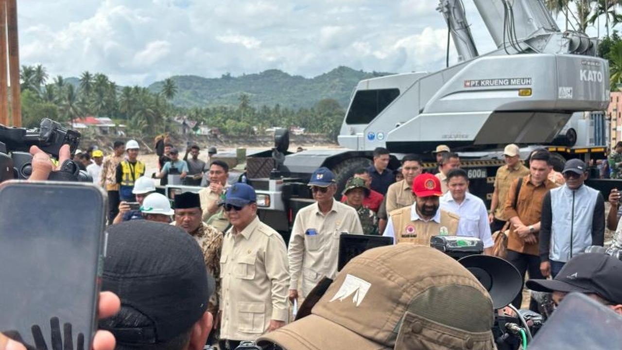 Prabowo Tinjau Bencana Aceh dan Sumatera, Sebut Tantangan di Awal Kepemimpinan
