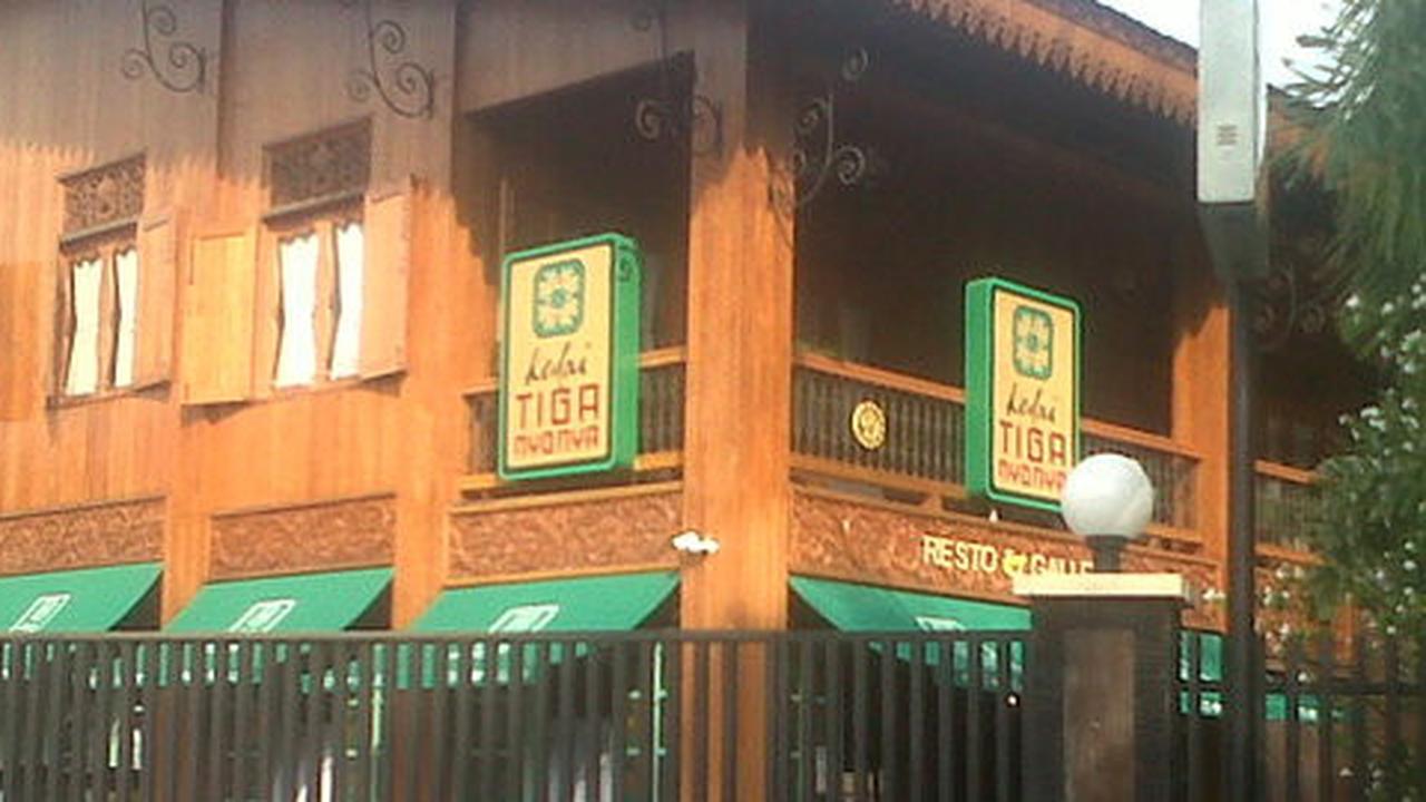 Rumah digeledah KPK, Bupati Muba Fahri terlibat OTT Politisi PDIP?