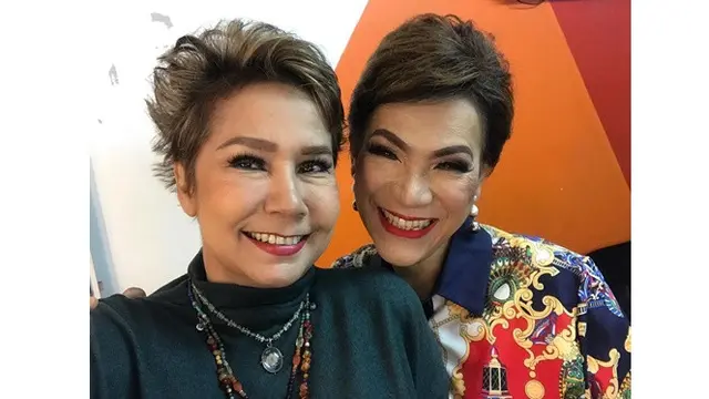 6 Potret Terbaru Dorce Gamalama, Sekarang Jualan Bunga