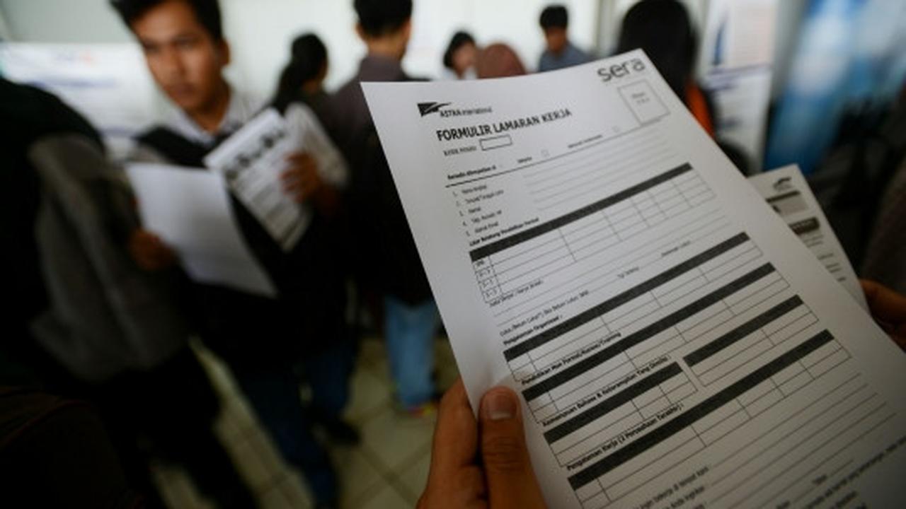Geliat pencari kerja serbu Job For Career 2015