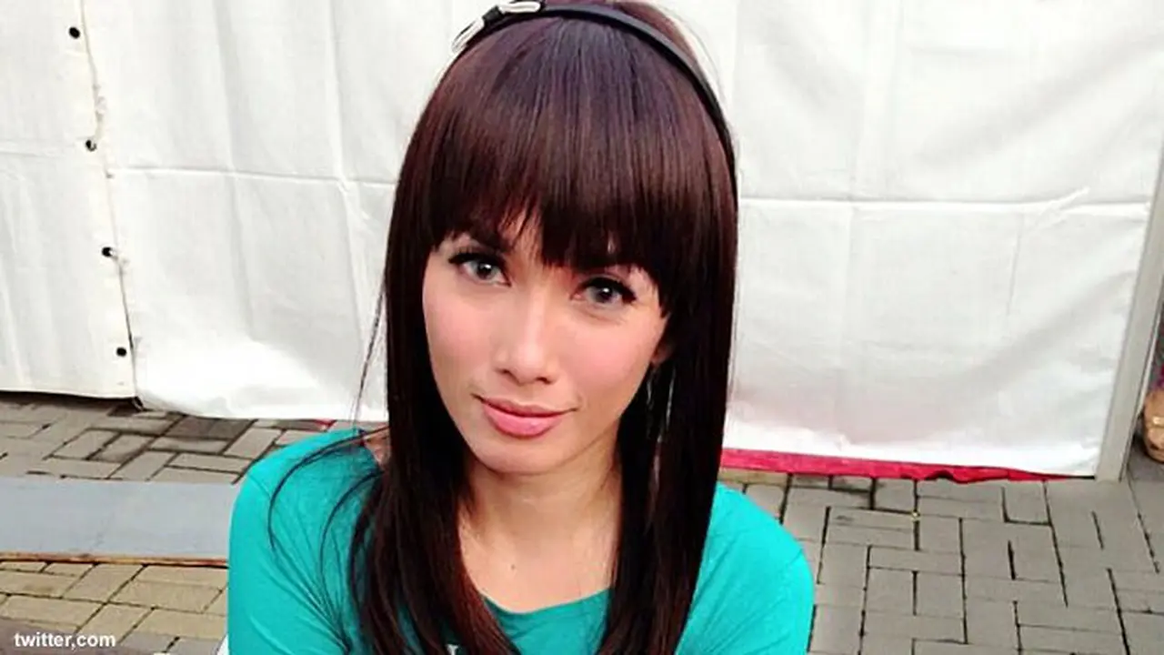 Ussy Sulistiawaty: Andhika Jarang Pulang...