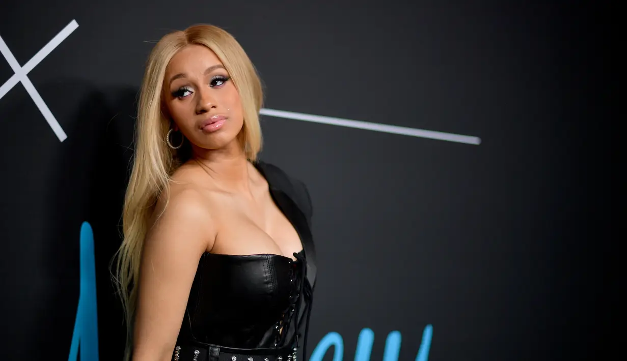 Tak hanya itu, Cardi B bahkan mengunggah foto kebersamaan mereka dengan keterangan yang lucu. (MATT WINKELMEYER  GETTY IMAGES NORTH AMERICA  AFP)