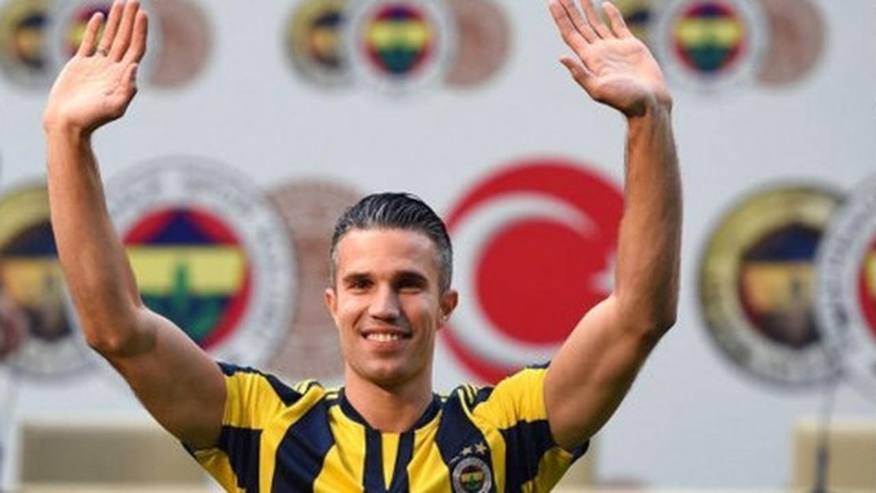 Van Persie kagum dengan atmosfer sepakbola Turki