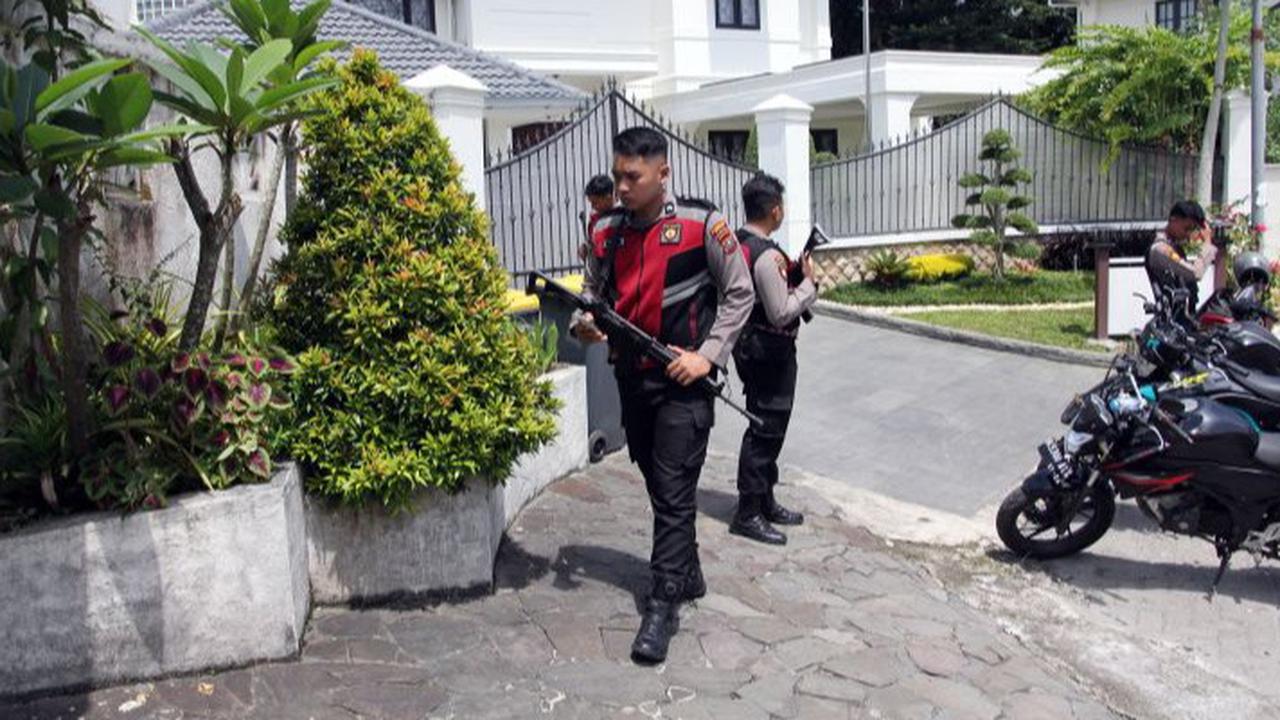 Rumah Anak Buah Bobby Nasution Digeledah, KPK Temukan Uang Rp2,8 Miliar dan Senjata Api
