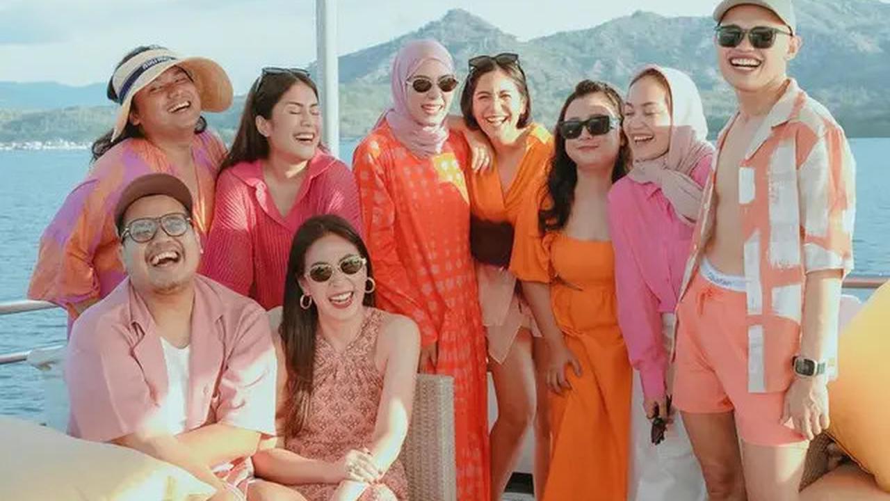6 Potret Geng Cendol Rayakan Ultah ke-40 Marlene Hariman di Kapal Pesiar, Outfit Nagita Disorot