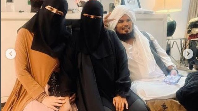 Ratu Rizky Nabila kini tampil bercadar (Foto: instagram raturn)