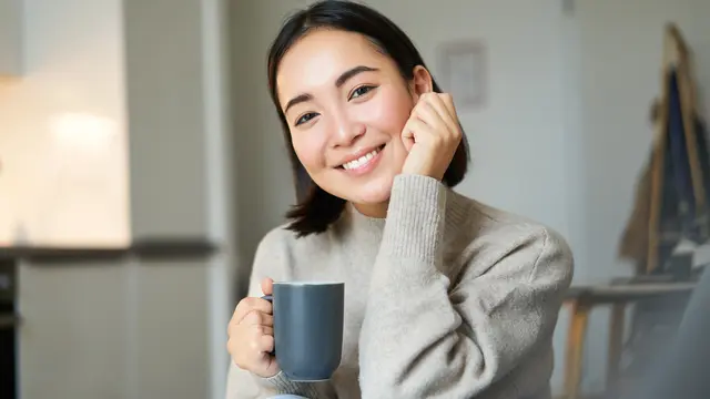 wanita mei zodiak yang pendiam