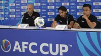Pelatih PSM Makassar, Joop Gall.Bernardo Tavares, pada sesi jumpa pers di Kuala Lumpur, Malaysia. (Bola.com/Abdi Satria)