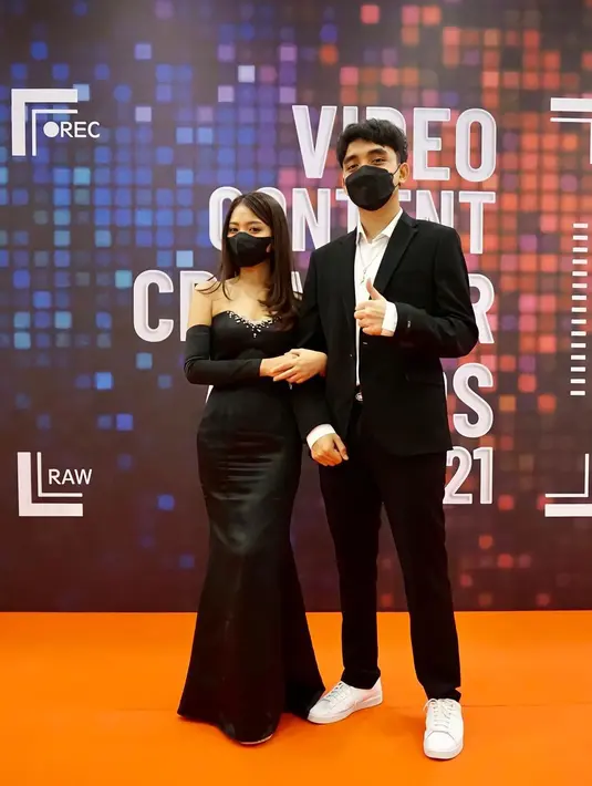 Sama-sama berbakat dan rupawan, tak heran jika banyak yang mendukung keduanya bersama. (Instagram @mariaeka_)