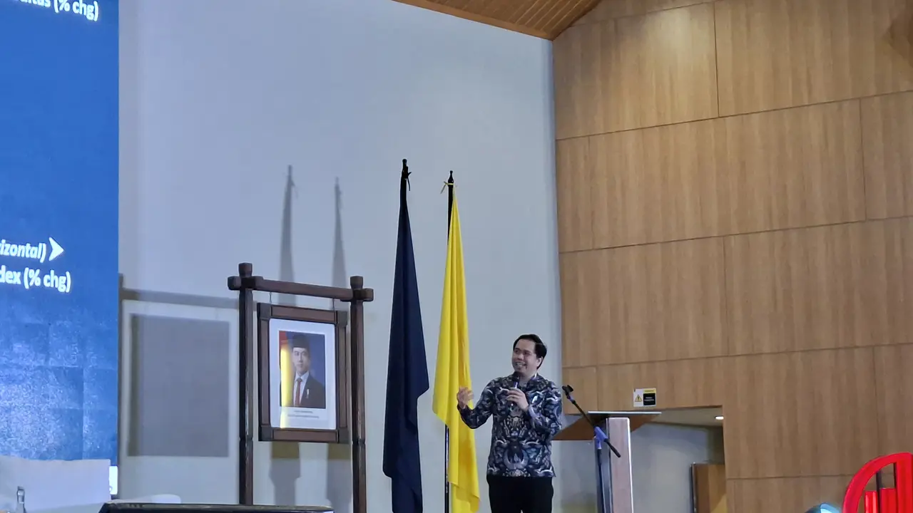 Kepala Biro Banking Research & Analytics BCA, Victor George Petrus Matindas