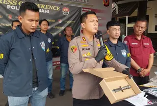 Polisi tangkap dua pelaku pembunuhan siswa SMP di Kampung Gajah Bandung. (Antara)