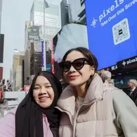 Momen Mbak Lala dan Nagita Slavina Tunjukkan Ikatan Bak Keluarga Kandung (Instagram/@shela_lala96)