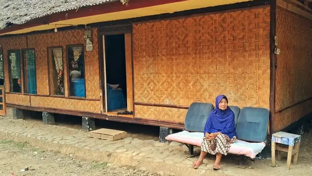 Warga Kampung Adat Kuta di Ciamis Jawa Barat