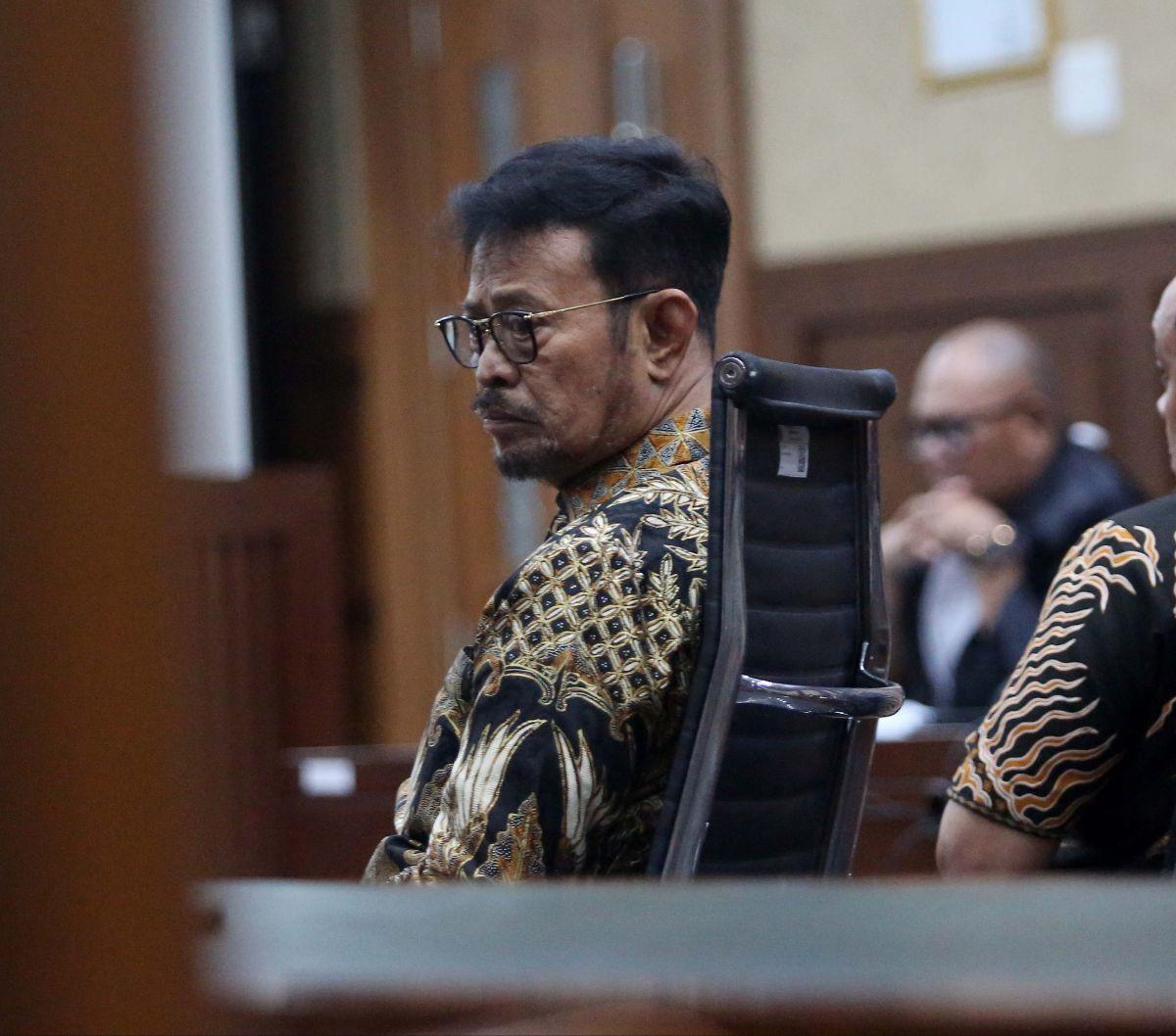 "Hal-hal yang memberatkan, terdakwa tidak mendukung program pemerintah dalam pemberantasan tindak pidana korupsi," ucap Jaksa dalam amar tuntutannya yang dibacakan di PN Jakarta Pusat, Jumat (28/6).&nbsp;