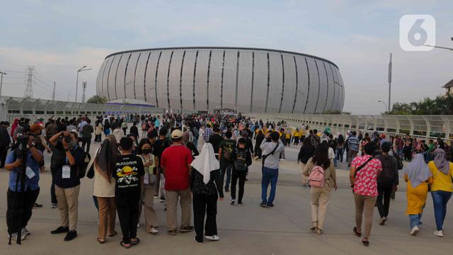 JIS Dipadati Masyarakat Jelang Malam Puncak Jakarta Hajatan