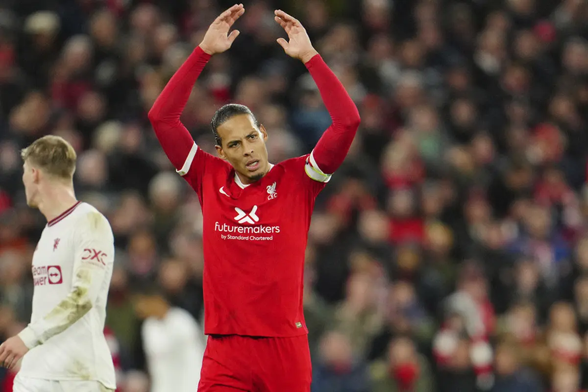 Bek Liverpool, Virgil van Dijk