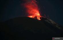 Fakta Erupsi Gunung Ili Lewotolok: Lontaran Api Pijar dan Dentuman Sedang Terjadi, Status Siaga Tetap Berlaku