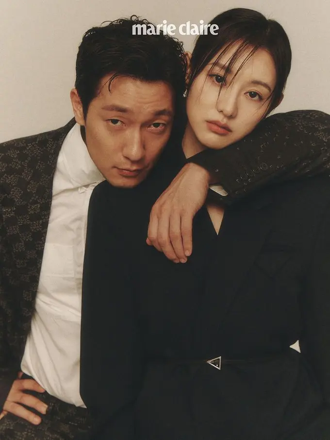 Son Suk Ku dan Kim Ji Won. (Foto: Instagram/marieclairekorea)