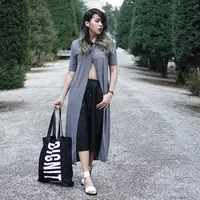 Ilustrasi style dengan sentuhan abu-abu. (via: istimewa)