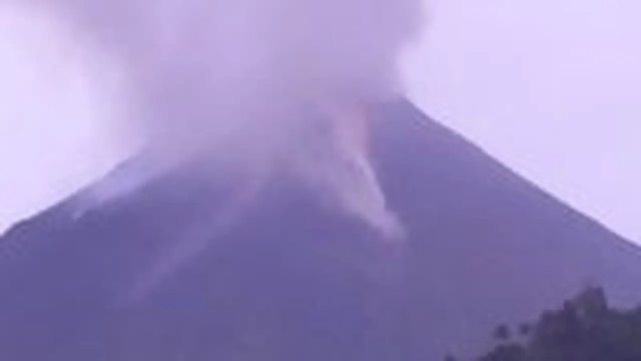 Gunung Karangetang.