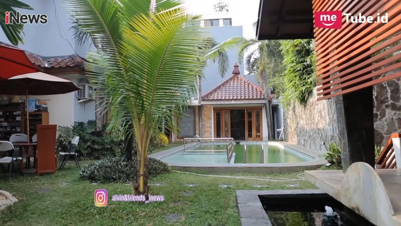 6 Potret Rumah Masa Kecil Najwa Shihab Bernuansa Klasik Elegan, Unik Banget Ada Rumah Transit Untuk Pasutri Baru