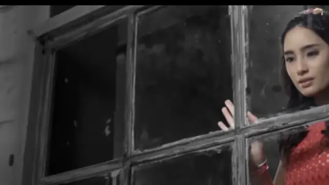 Potret Maxim Bouttier Muda Jadi Model Video Klip Ariel Noah Berjudul Ini Cinta