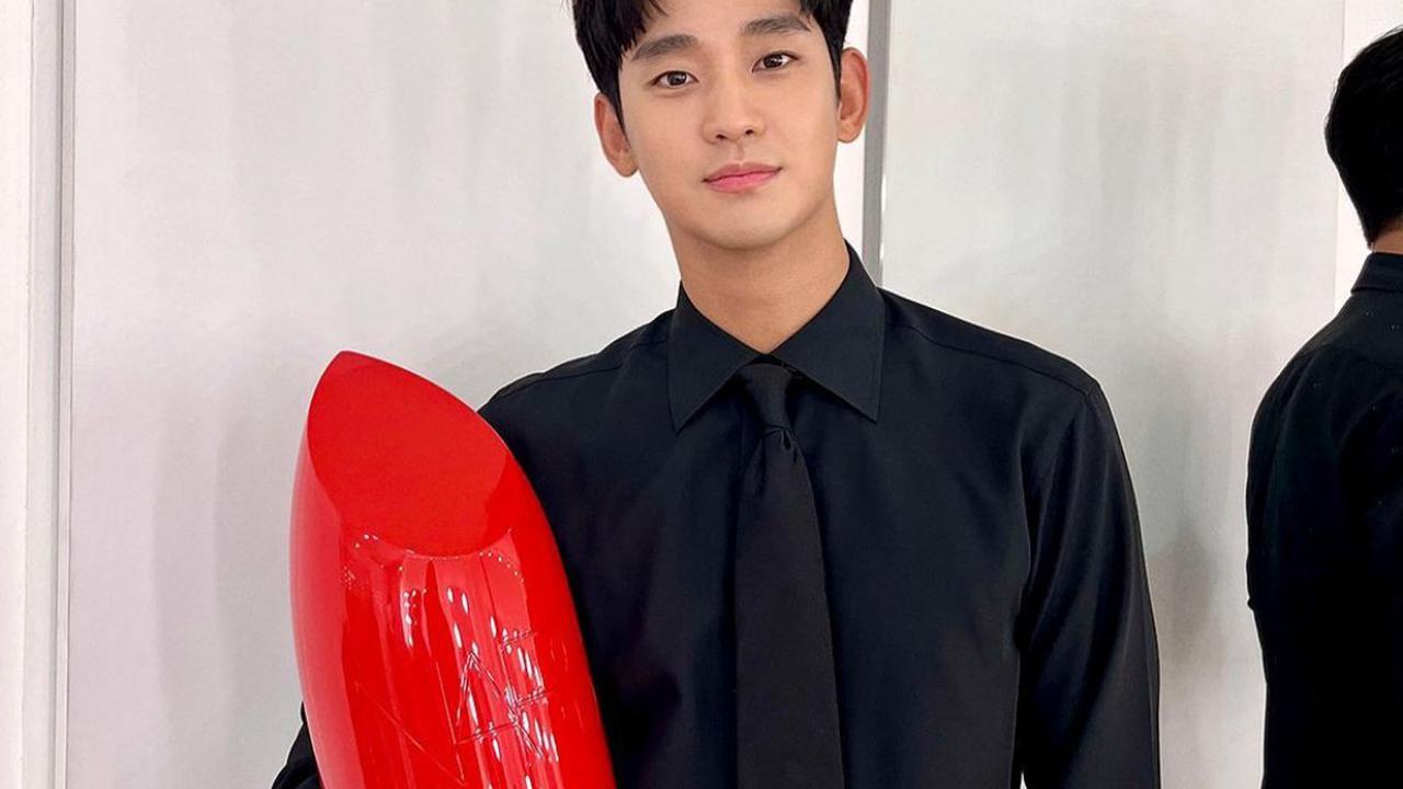 Netizen Sindir Agensi Kim Soo Hyun yang Janjikan Klarifikasi, Justru Beri Teaser Lebih Dulu