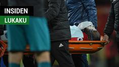 Berita video Manchester United harus kehilangan Romelu Lukaku setelah insiden yang dialaminya dalam laga melawan Southampton pada lanjutan Premier League 2017-2018.