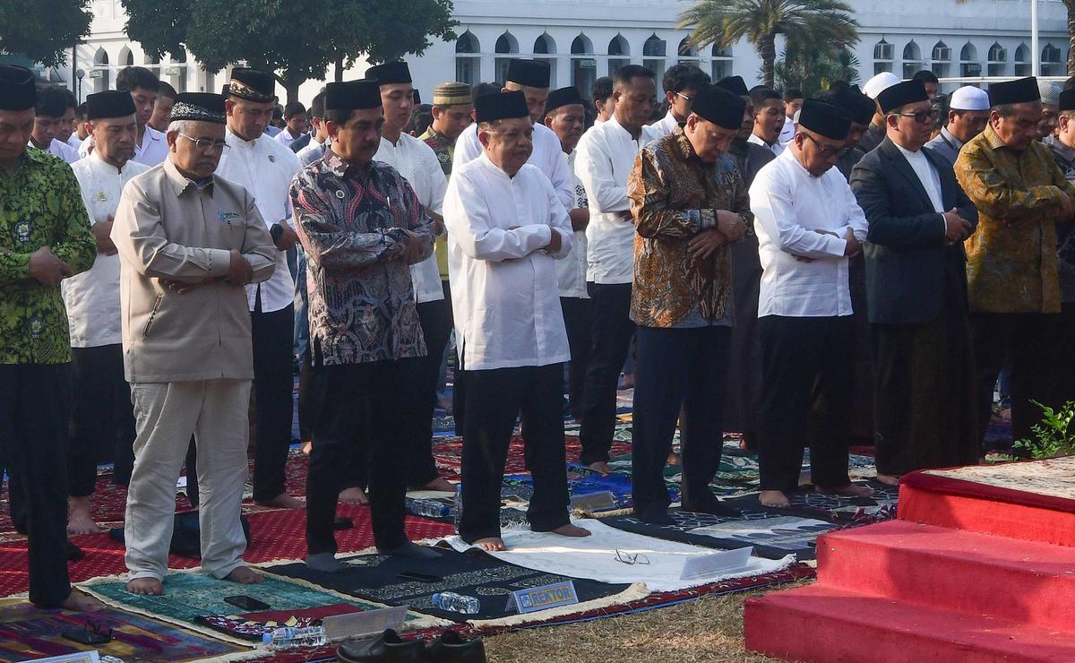 Shalat Istisqa Digelar di Al Azhar di Tengah Kemarau Panjang