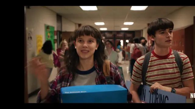 Millie Bobby Brown sebagai Eleven (kiri) dan Noah Schnapp sebagai Will Byers dalam Stranger Things 4 (Tangkapan layar Youtube Netflix)