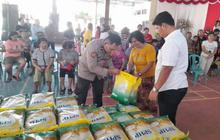 Hampir 1 Juta Kg Beras Disalurkan, Gerakan Pangan Murah Polda Sulut Sukses Kendalikan Harga