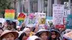 Women's March 2018 digelar Sabtu (3/3), dalam aksi tersebut ribuan wanita menyuarakan aspirasinya.