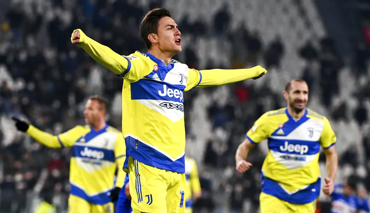 Pemain Juventus Paulo Dybala melakukan selebrasi usai mencetak gol ke gawang Sampdoria pada pertandingan sepak bola babak 16 besar Coppa Italia di Allianz Stadium, Turin, Italia, 18 Januari 2022. Juventus menang 4-1. (Marco Alpozzi/LaPresse via AP)