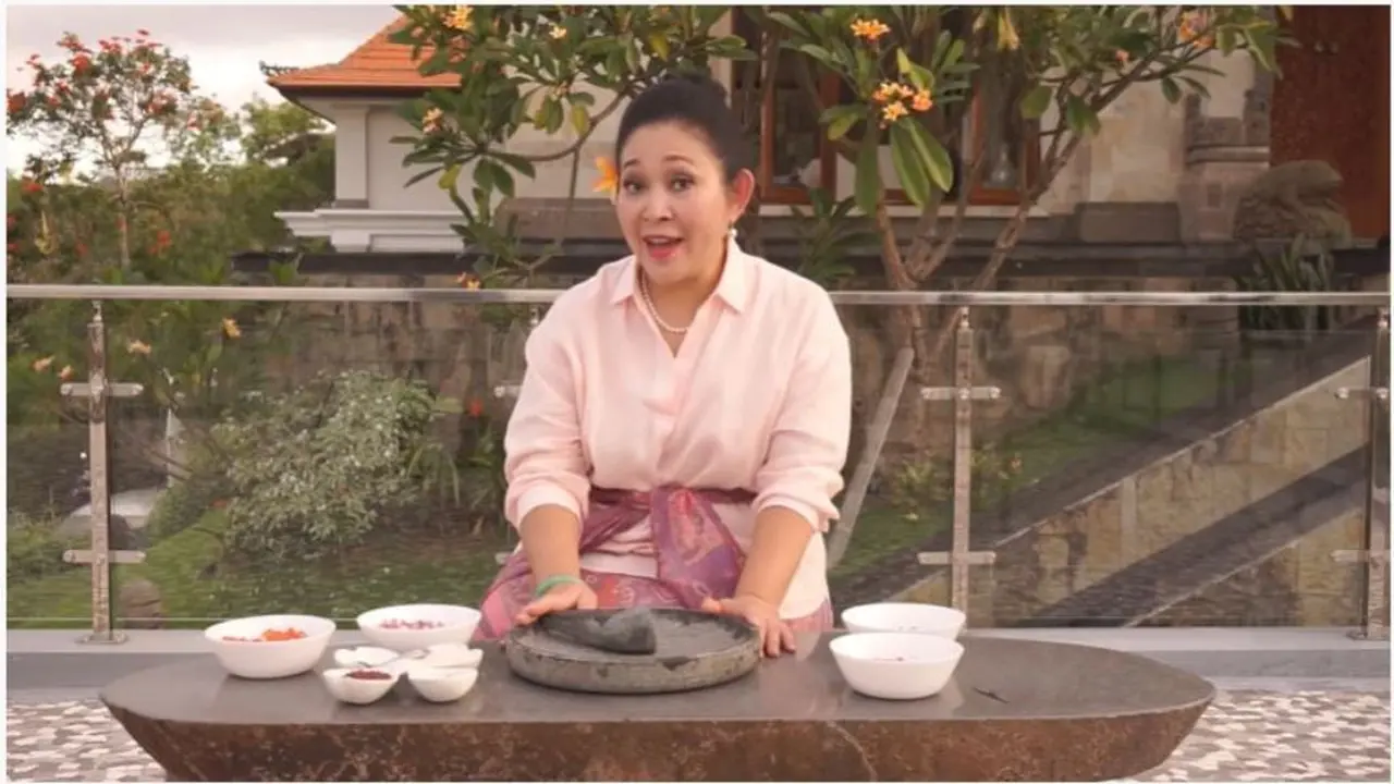 Resep Membuat Sambal Kreasi Mendiang Ibu Tien dari Titiek Soeharto