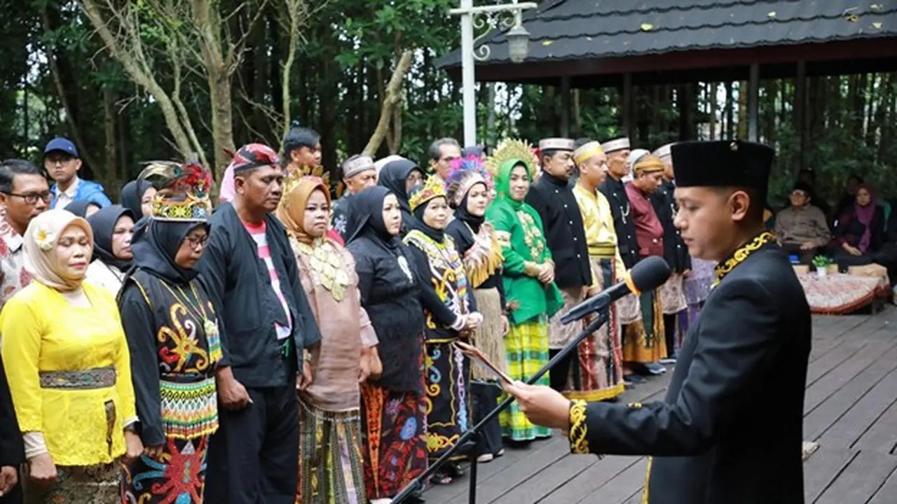 Hadiri Pelantikan Ketua RT se-Berbas Pantai, Wawali Bontang Tekankan Pentingnya Sinergi dengan Pemerintah