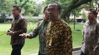 Gatot Dewa Broto saat bersama Klub-klub sepak bola Indonesia bertemu Presiden RI, Joko Widodo di Istana Negara, Jumat (16/4/2016). (Nicklas Hanoatubun)