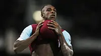  Pemain West Ham United, Michail Antonio mencetak satu gol saat timnya menang atas Everton 3-2 pada lanjutan Liga Inggris pekan ke-29. (Reuters/Stefan Wermuth)